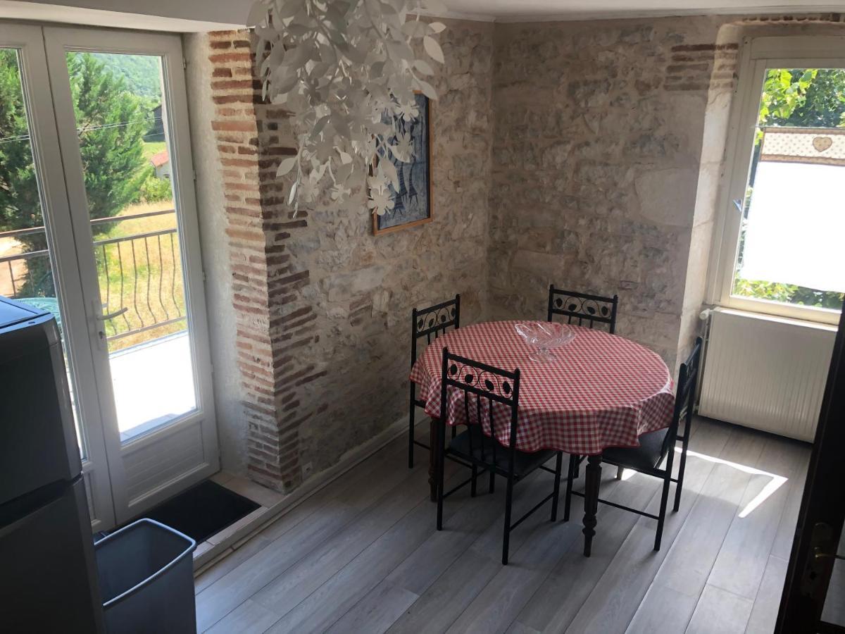 Les Figuiers De Louna - Pierre Ensoleillee - 110 M2 Et Une Veranda Saint-Gery  ภายนอก รูปภาพ