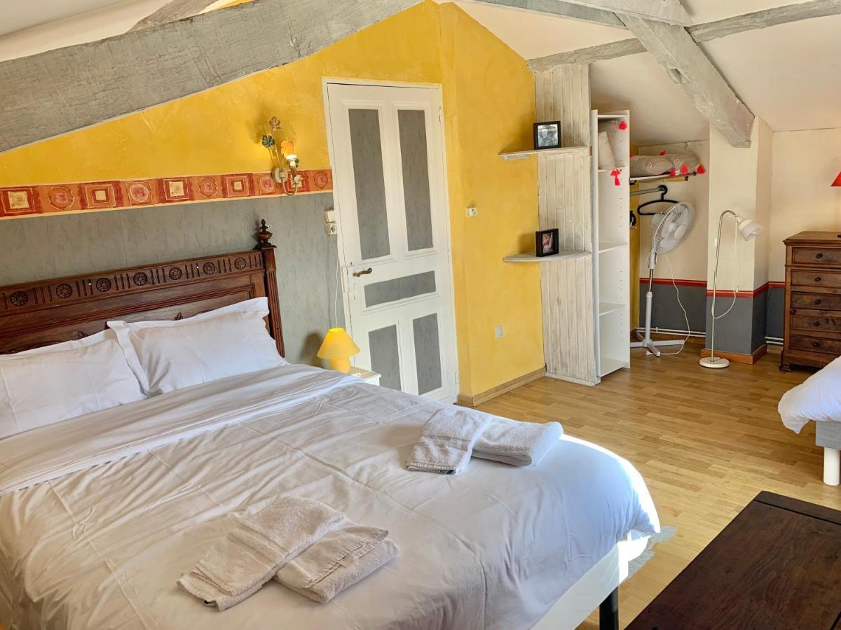 Les Figuiers De Louna - Pierre Ensoleillee - 110 M2 Et Une Veranda Saint-Gery  ภายนอก รูปภาพ